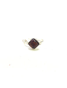 Amber Ring Diamond Shape (30) - Lighten Up Shop